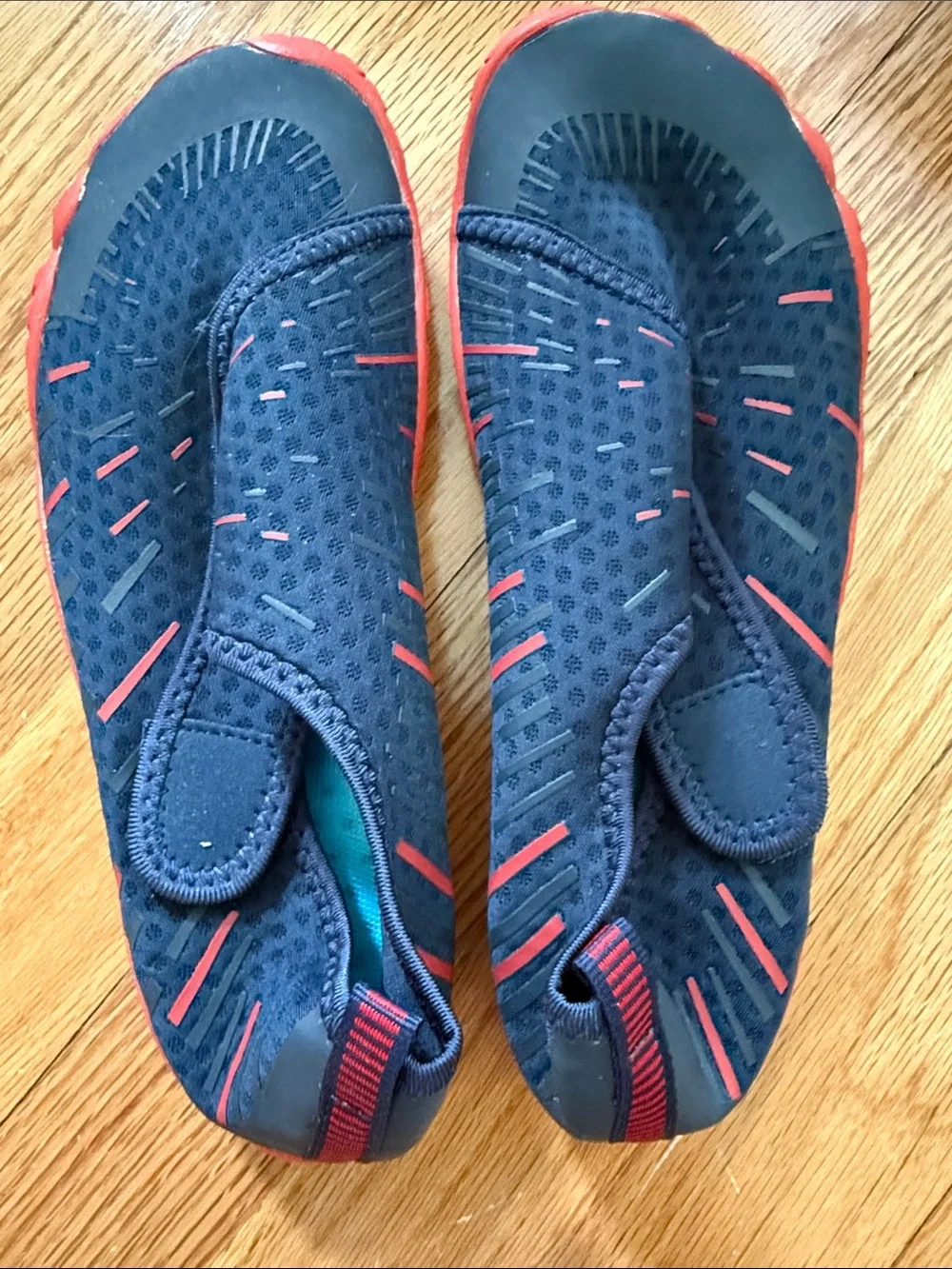 Merance Kids Water Shoes Navy/red – Size EU 35 (Approx US Youth 4) NWOT